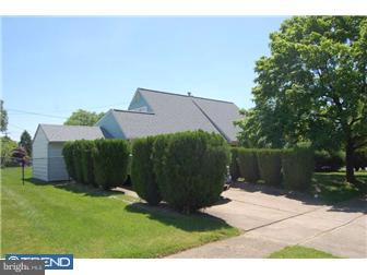 2 Candle Road Levittown, PA 19057 - Photo 11 of 12 Exterior