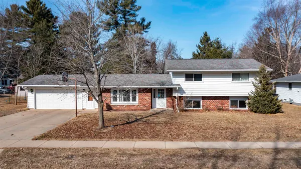 $265,000 | 505 Park Avenue, Waupaca, WI 54981