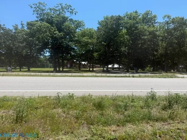 $129,500 | Undisclosed Address, Shacklefords, VA 23156