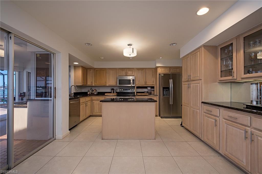2100 Kingfish Road Naples, FL 34102 - Photo 5 of 14 Gallery Image 5