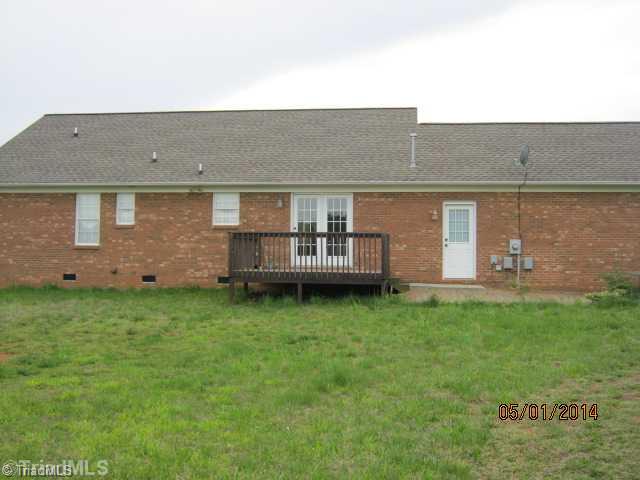 104 Emlee Street Lexington, NC 27295 - Photo 2 of 11 Exterior Back.