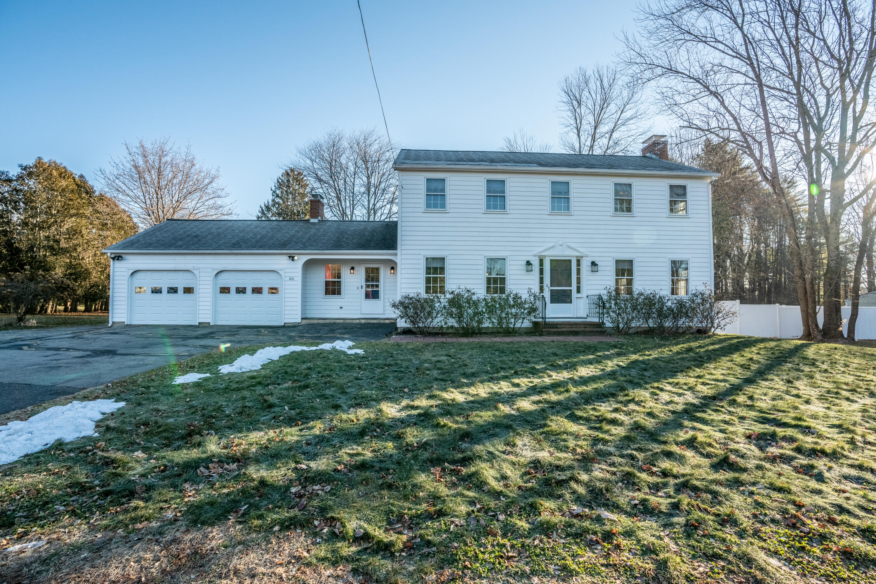 106 Lindsay Road York, ME 03909 - Photo 1 of 37 front