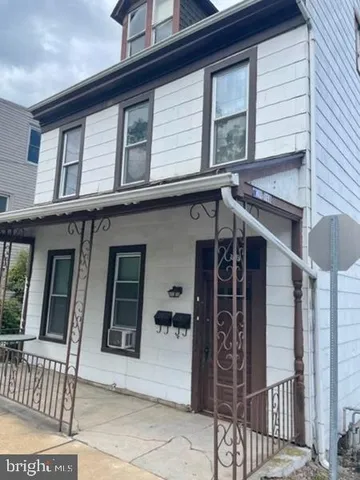 $875 | 419 North Newberry Street, York, PA 17401