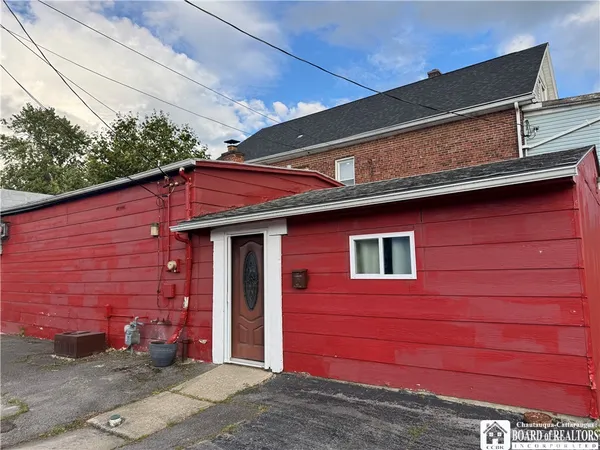 $169,000 | 1799 South Park Avenue, Buffalo, NY 14220