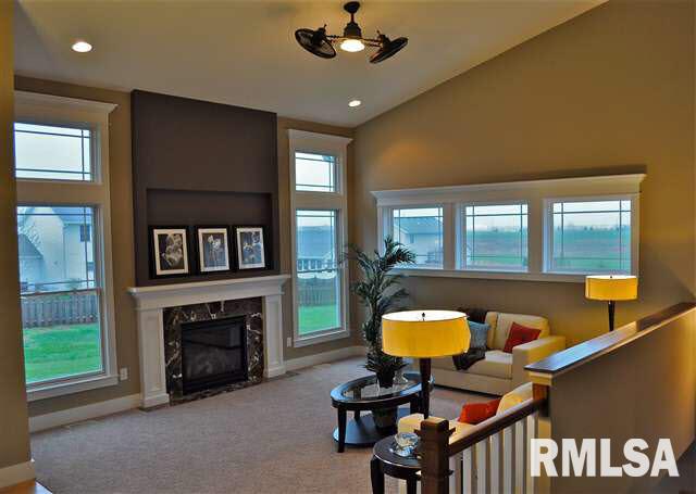 6488 Fairhaven Road Davenport, IA 52807 - Photo 5 of 12 Gallery Image 5