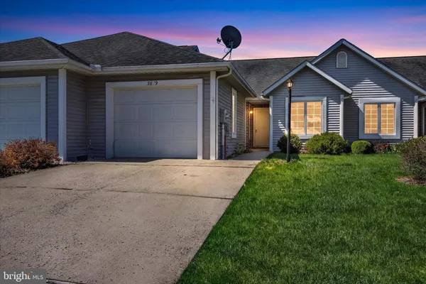 $289,900 | 3819 Farmstead Drive, Fayetteville, PA 17222