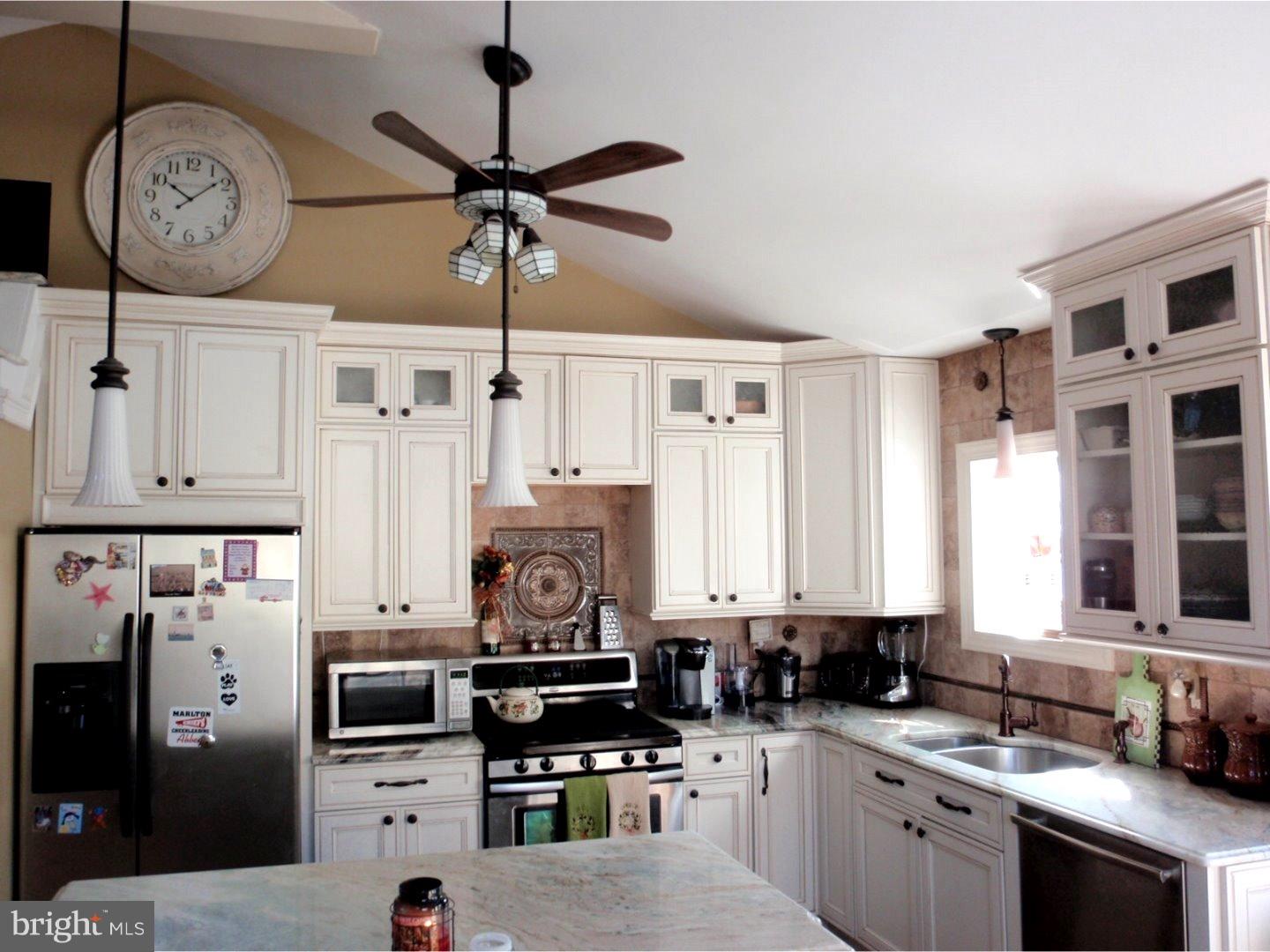 4 Bancroft Road Marlton, NJ 08053 - Photo 2 of 16