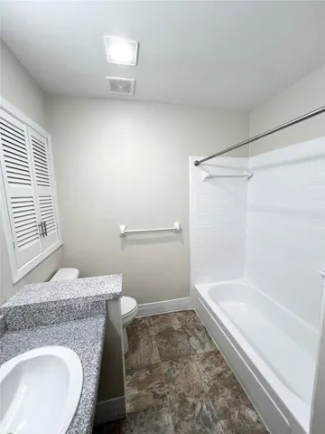 $625 | 2400 5th Street, Unit 25, Bay City, TX 77414