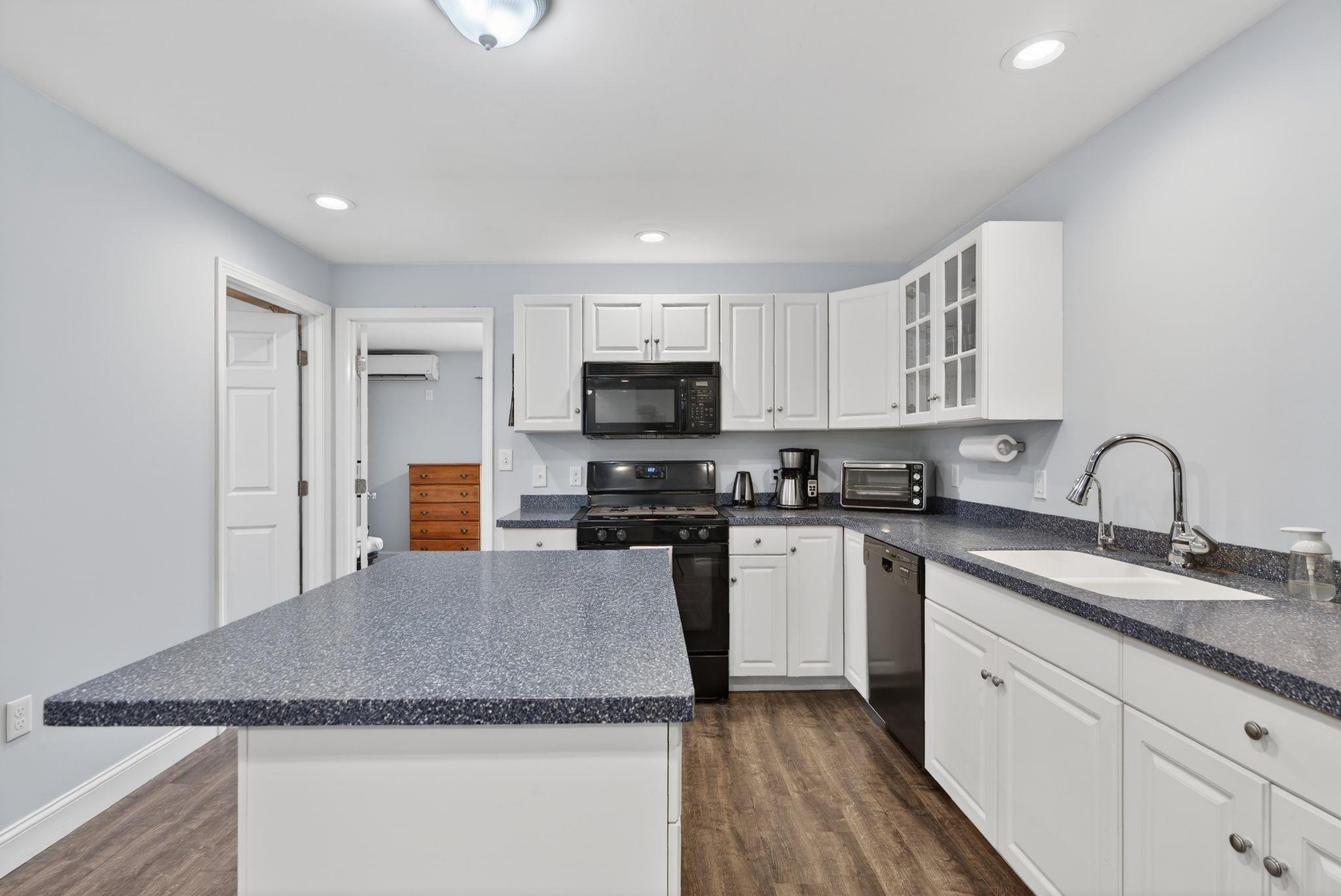190 Blackwater Road Rochester, NH 03867 - Photo 40 of 60