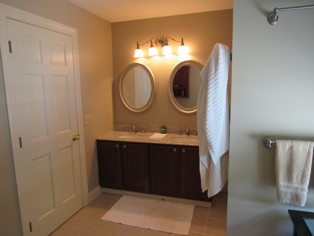 4 Lee Road Deerfield, MA 01373 - Photo 11 of 30 Gallery Image 11