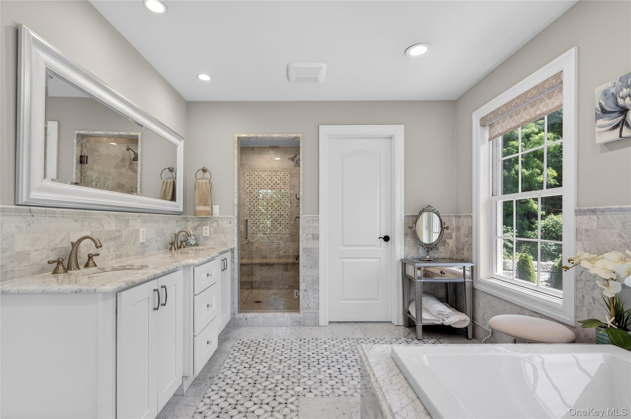 261 Harbor Road Cold Spring Harbor, NY 11724 - Photo 25 of 43