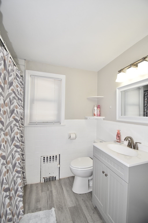 1060 Liberty Street Springfield, MA 01104 - Photo 19 of 37