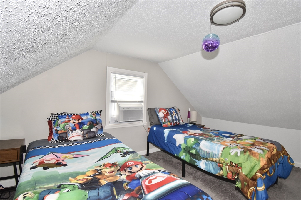 1060 Liberty Street Springfield, MA 01104 - Photo 25 of 37