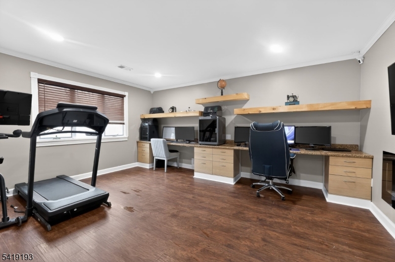 9 Linwood Road Flanders, NJ 07836 - Photo 18 of 50