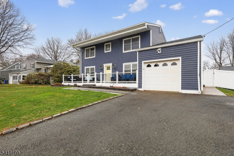 9 Linwood Road Flanders, NJ 07836 - Photo 3 of 50