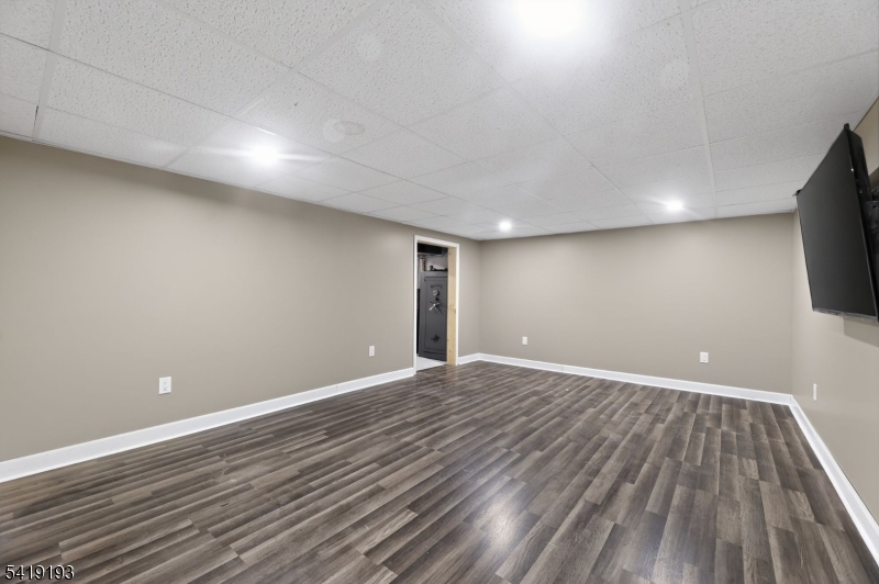 9 Linwood Road Flanders, NJ 07836 - Photo 41 of 50