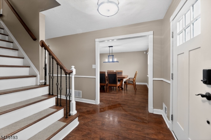 9 Linwood Road Flanders, NJ 07836 - Photo 6 of 50