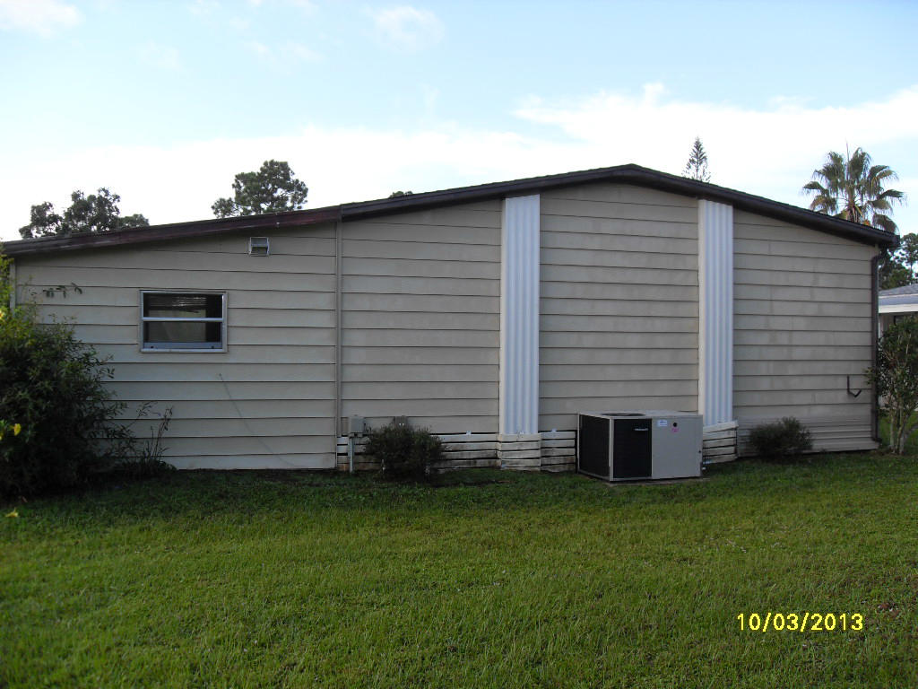 2827 Southwest Monarch Trail Stuart, FL 34997 - Photo 17 of 17 REAR VIEW
