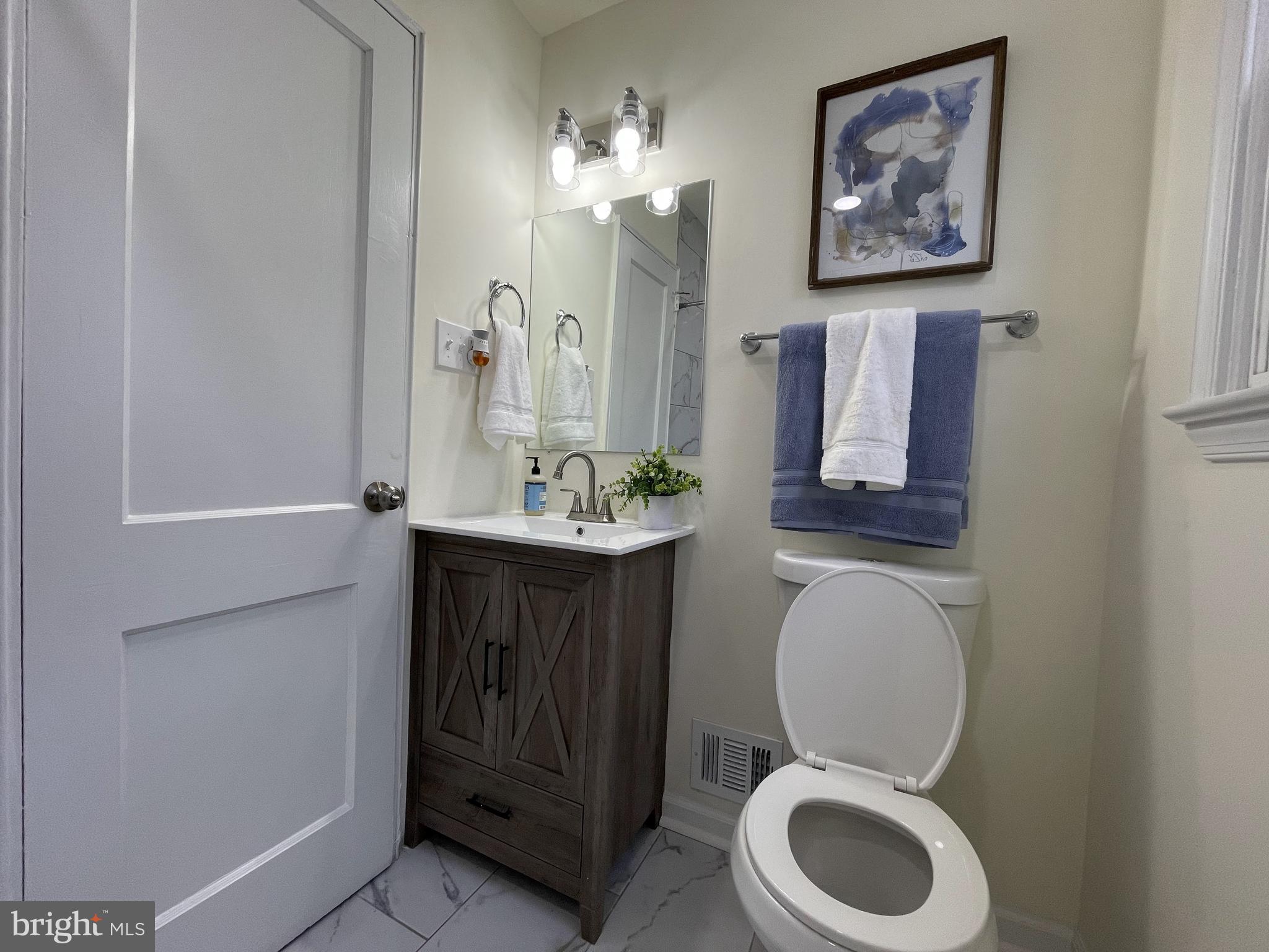 12056 Milton Street Silver Spring, MD 20902 - Photo 12 of 24