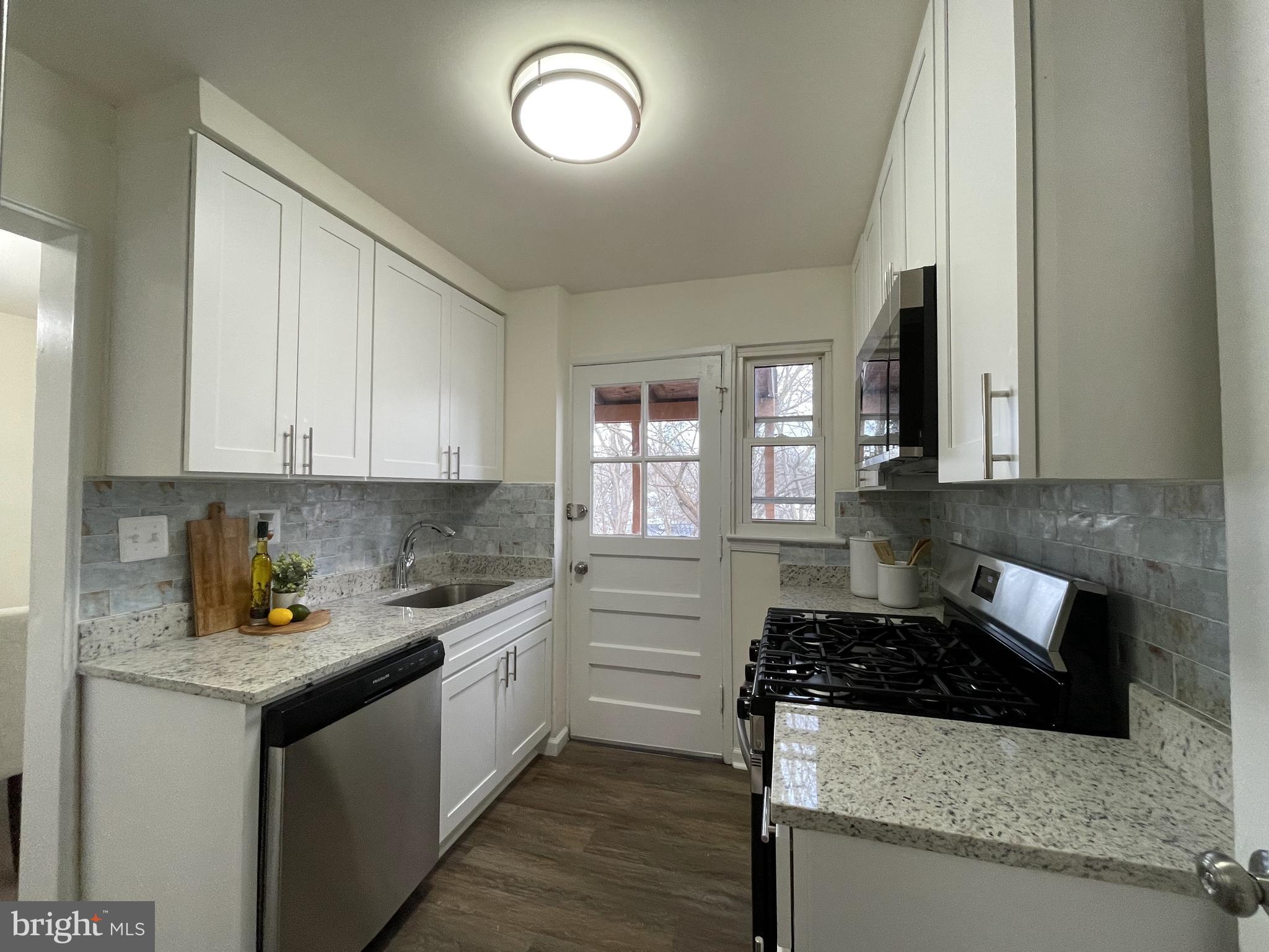 12056 Milton Street Silver Spring, MD 20902 - Photo 7 of 24