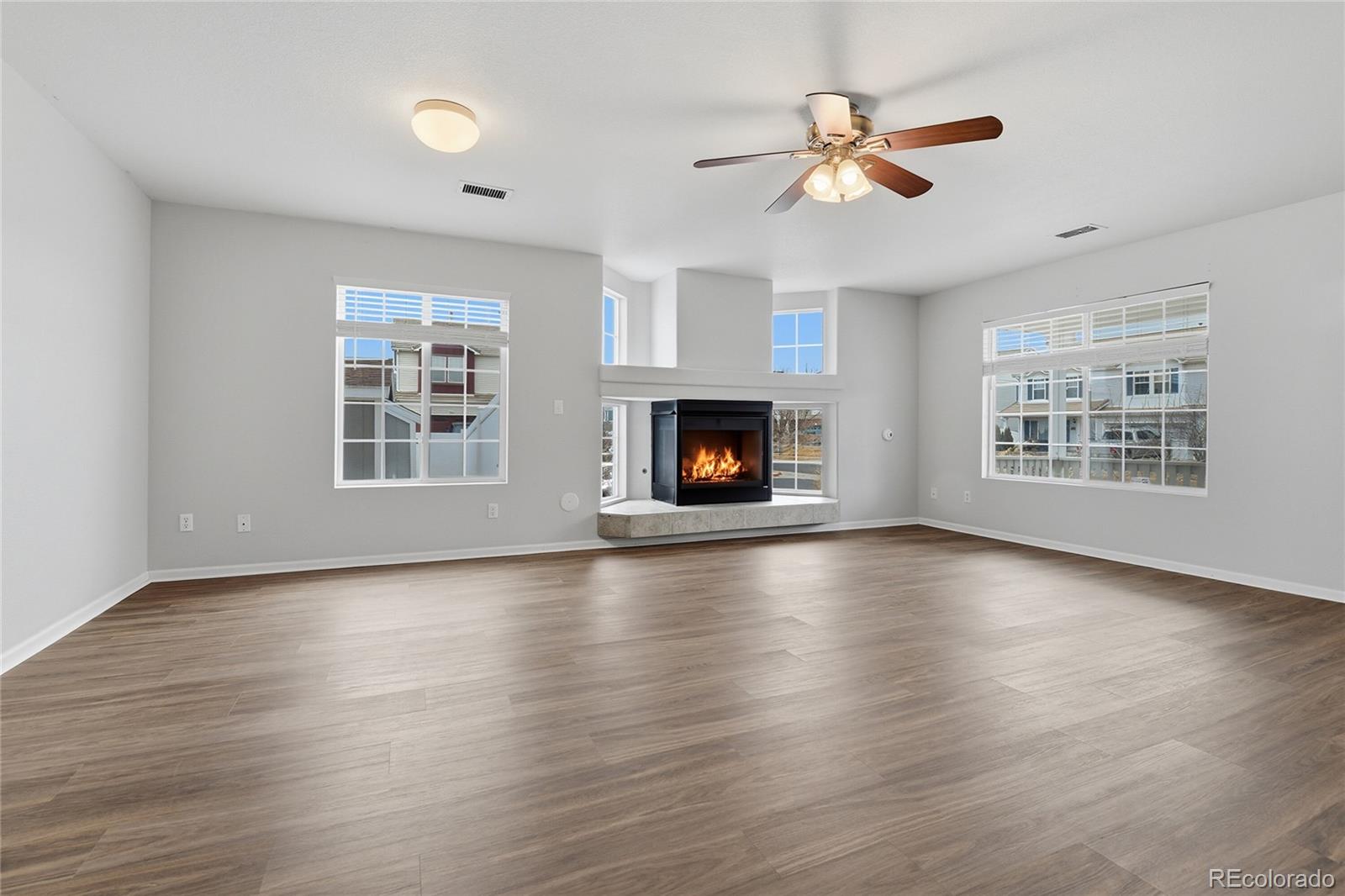 5445 Perth Court Denver, CO 80249 - Photo 6 of 33
