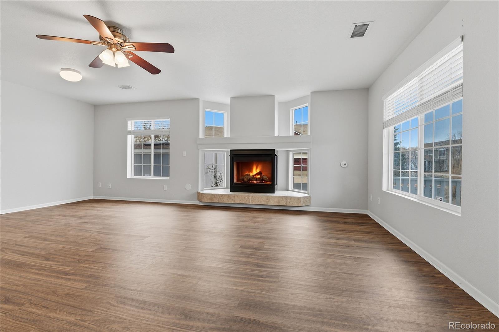 5445 Perth Court Denver, CO 80249 - Photo 7 of 33