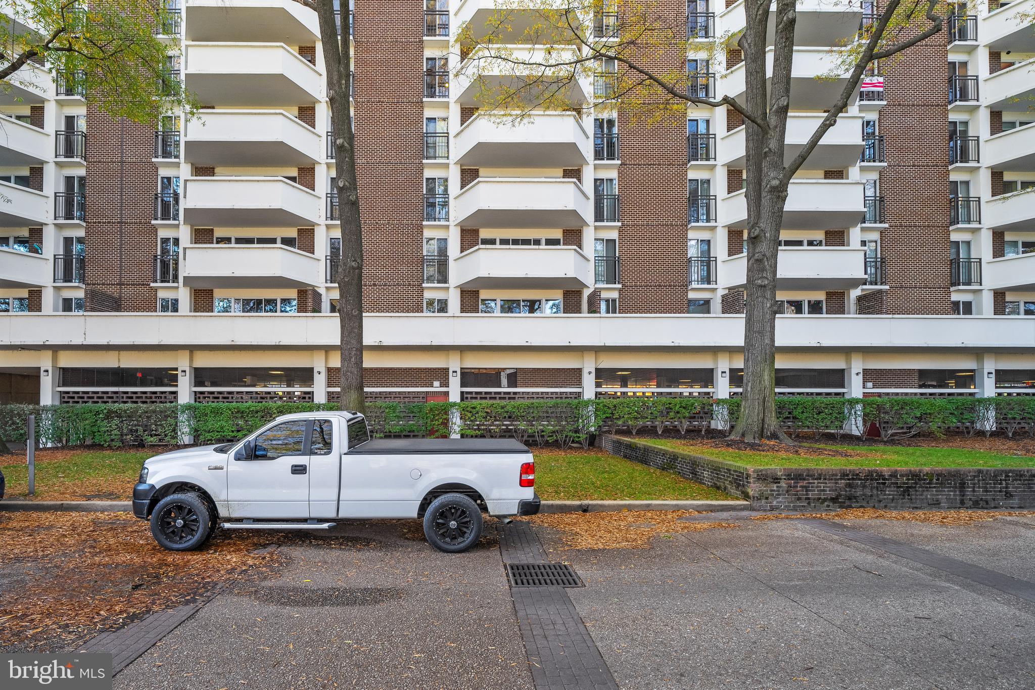 700 7th Street Southwest, Unit 110 Washington, DC 20024 - Photo 41 of 42 Back view