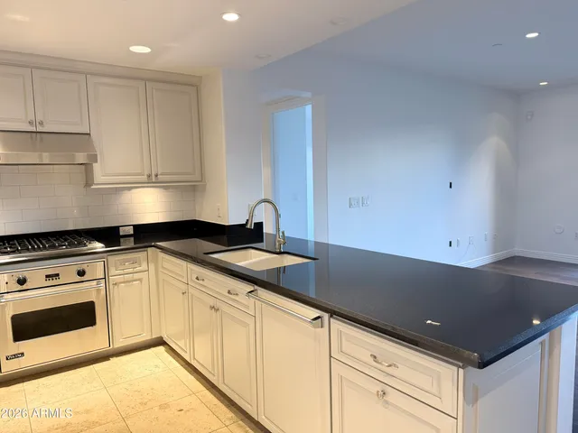 $5,795 | 7181 East Camelback Road, Unit 304, Scottsdale, AZ 85251