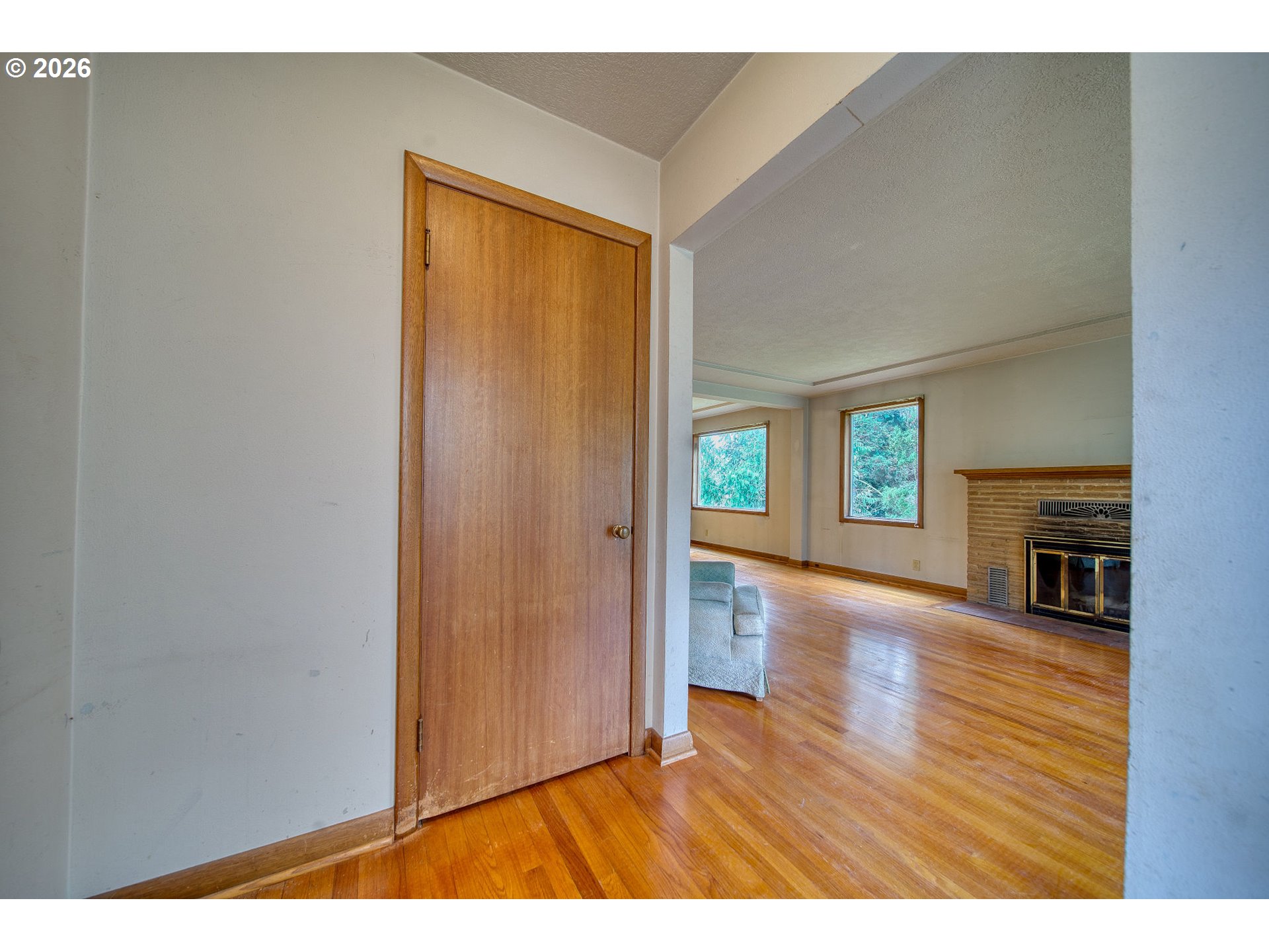 5730 Southwest Shattuck Road Portland, OR 97221 - Photo 4 of 48 Entrance/Foyer