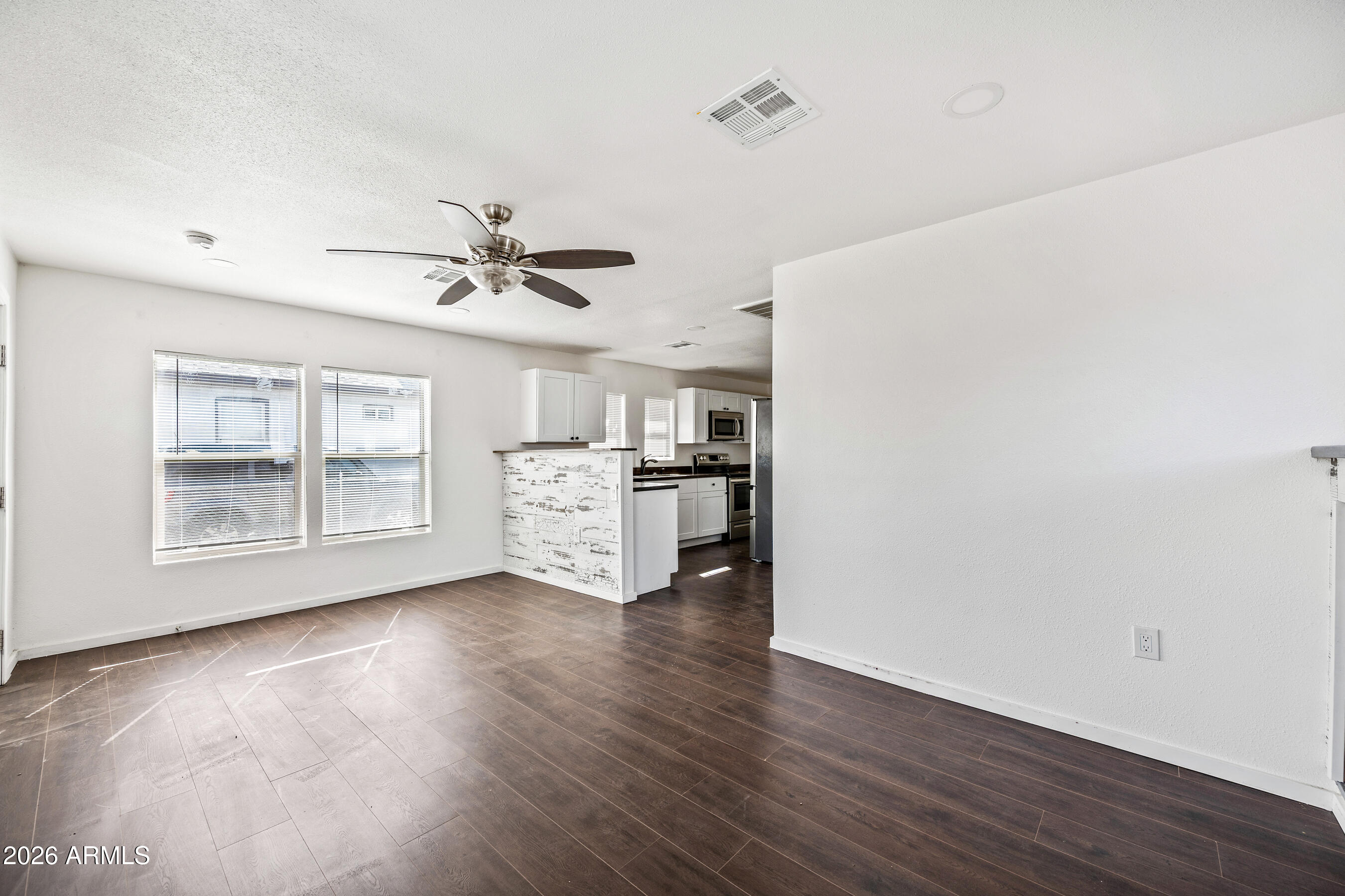 330 North 15th Street Phoenix, AZ 85006 - Photo 3 of 19 3-330N15S-ocupix-