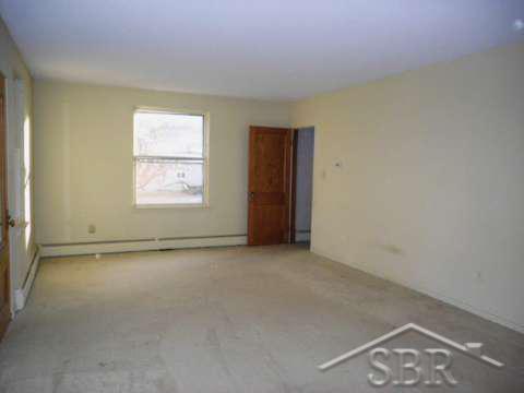 2480 Bay Port Road Bay Port, MI 48720 - Photo 12 of 15 20387394-11.JPG
