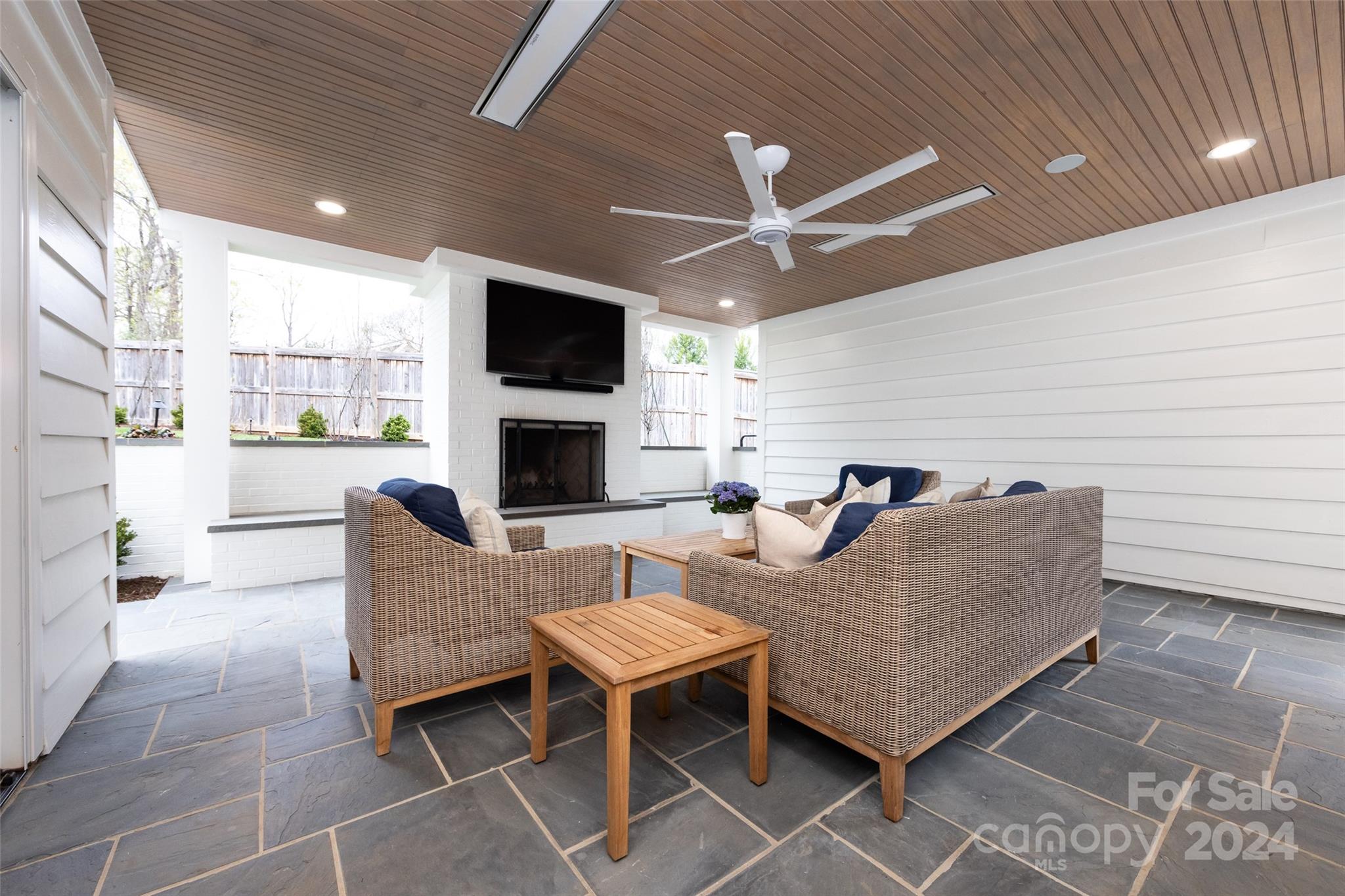 1918 Overhill Road Charlotte, NC 28211 - Photo 36 of 41 Gallery Image 36
