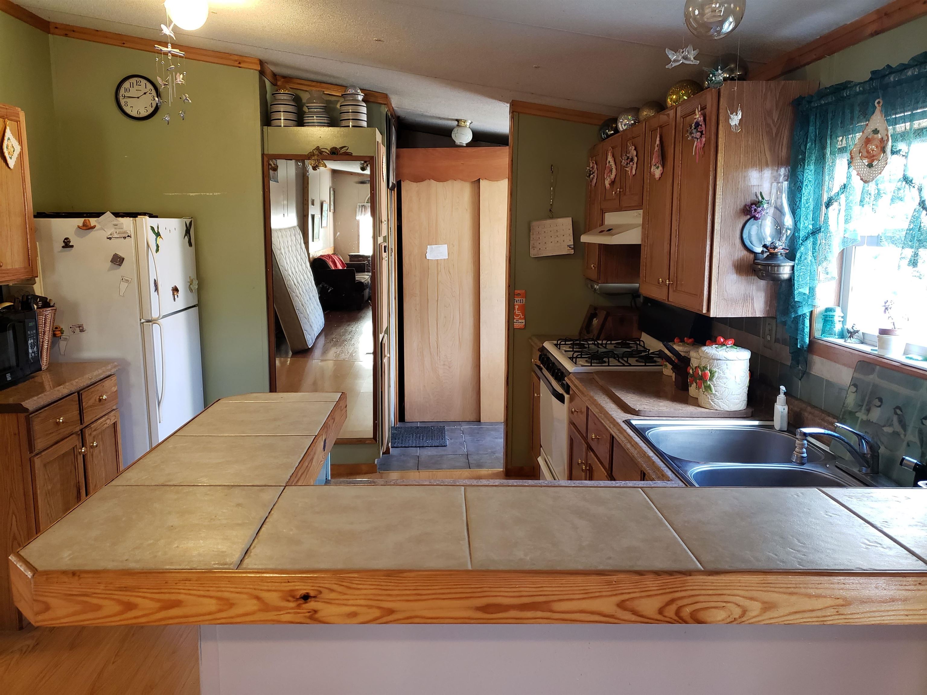 529 Center Road Middlesex, VT 05602 - Photo 5 of 34
