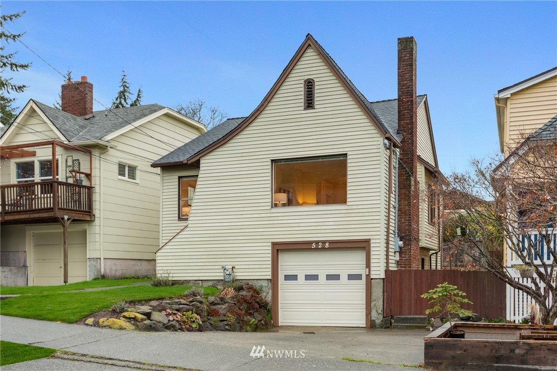 528 North 71st Street Seattle, WA 98103 - Photo 1 of 22 Gallery Image 1