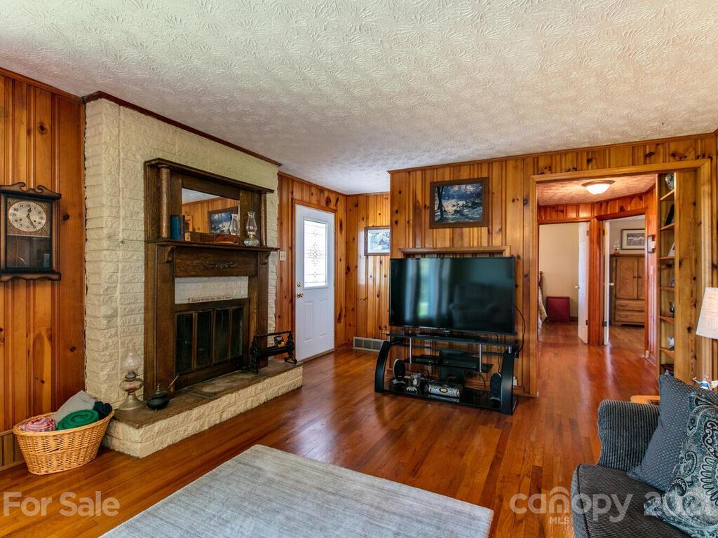 373 Tipton Hill Road Alexander, NC 28701 - Photo 14 of 37 Gallery Image 14