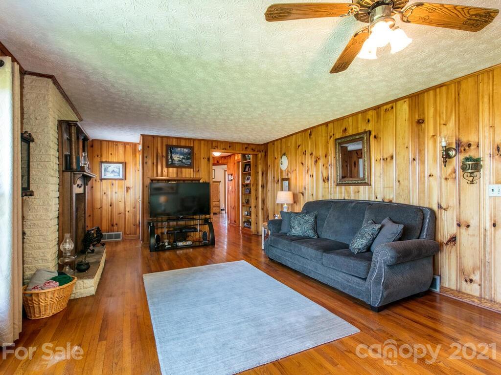373 Tipton Hill Road Alexander, NC 28701 - Photo 15 of 37 Gallery Image 15