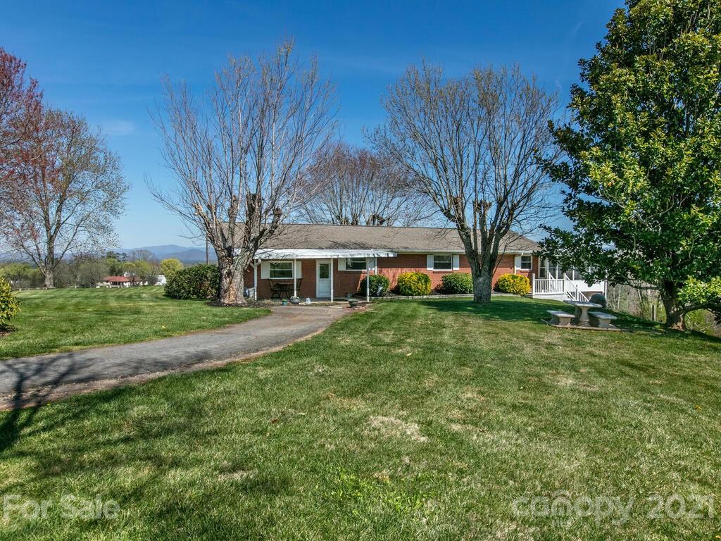 373 Tipton Hill Road Alexander, NC 28701 - Photo 3 of 37 Gallery Image 3