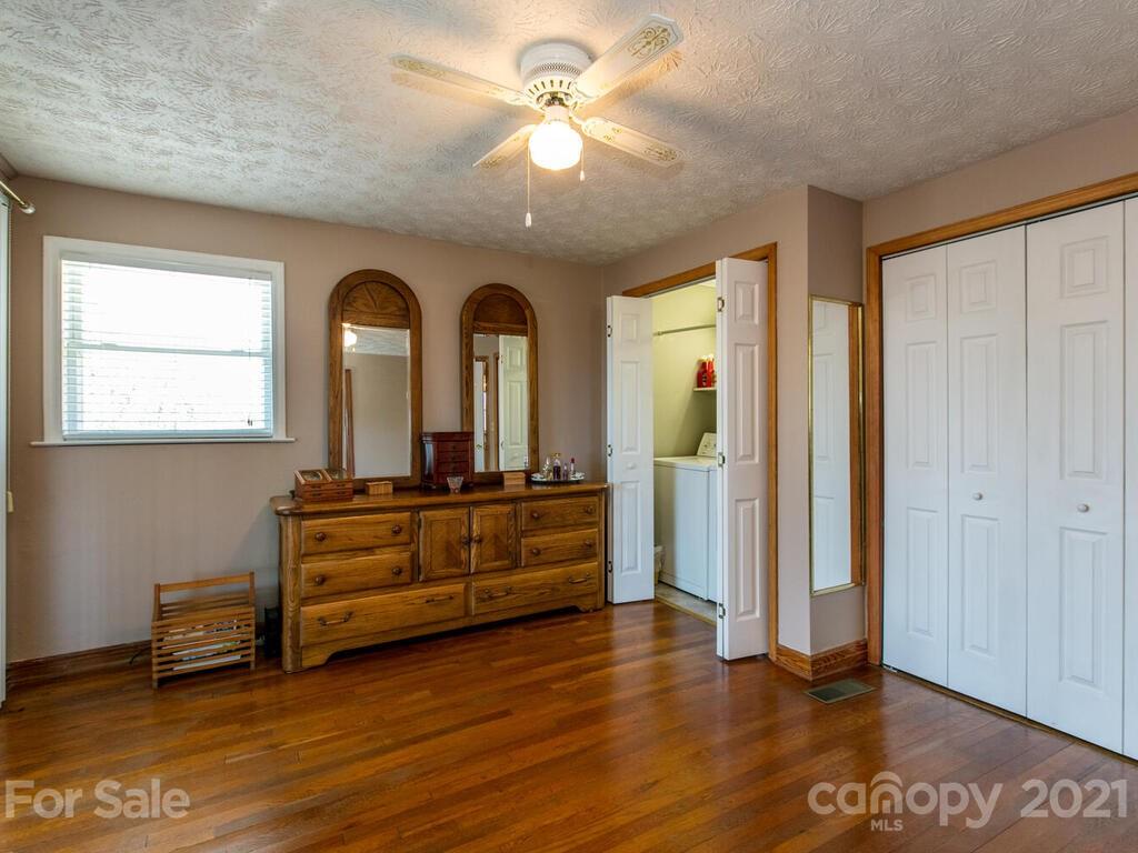 373 Tipton Hill Road Alexander, NC 28701 - Photo 26 of 37 Gallery Image 26