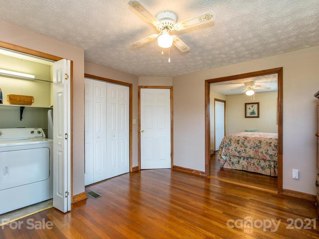 373 Tipton Hill Road Alexander, NC 28701 - Photo 27 of 37 Gallery Image 27