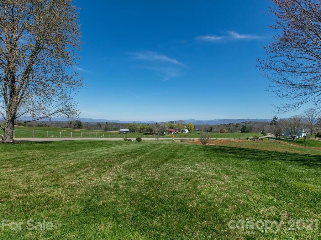 373 Tipton Hill Road Alexander, NC 28701 - Photo 9 of 37 Gallery Image 9