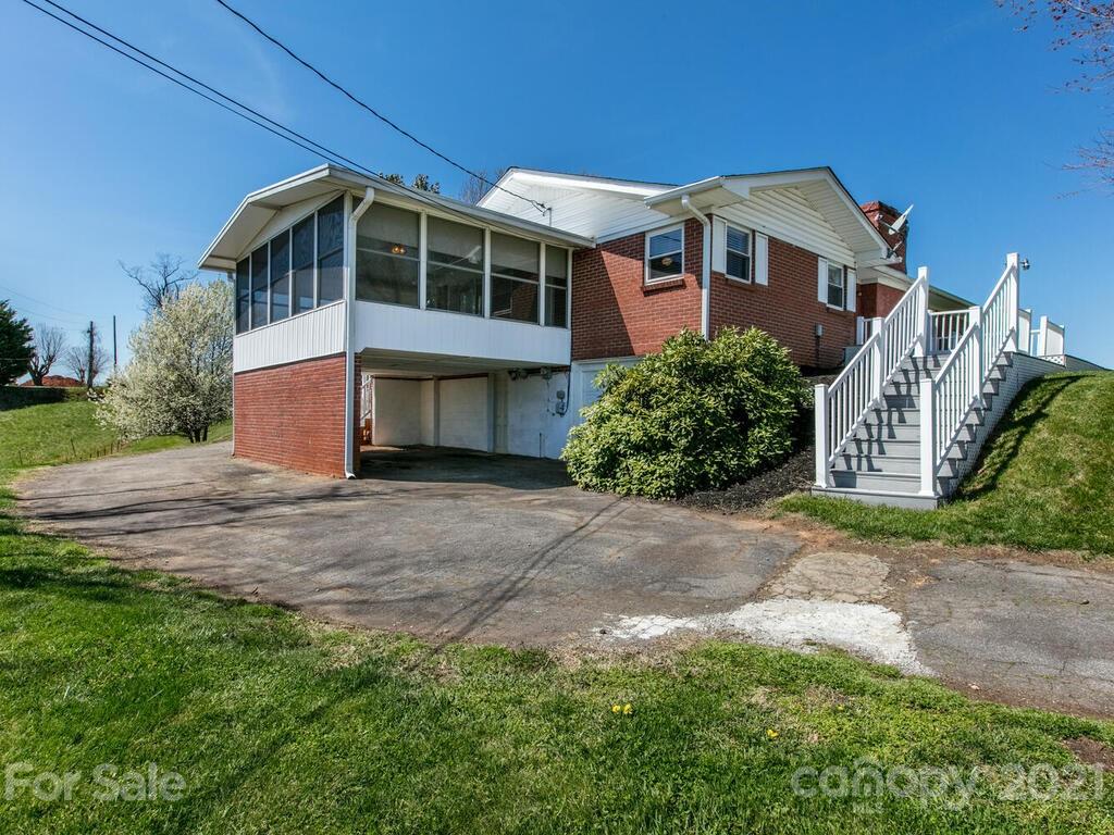 373 Tipton Hill Road Alexander, NC 28701 - Photo 10 of 37 Gallery Image 10