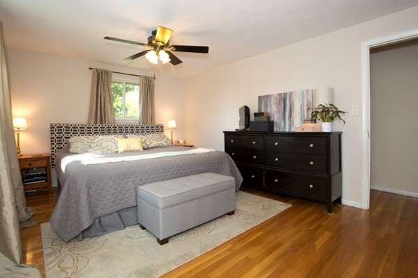 20 Longstreet Road Peabody, MA 01960 - Photo 11 of 28 Gallery Image 11