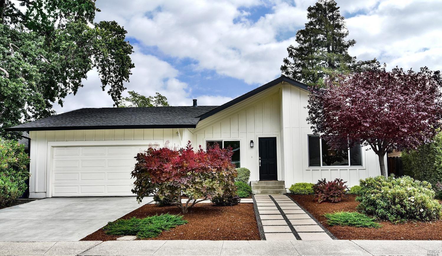 19276 Robinson Road Sonoma, CA 95476 - Photo 1 of 1 front view of house with a yard