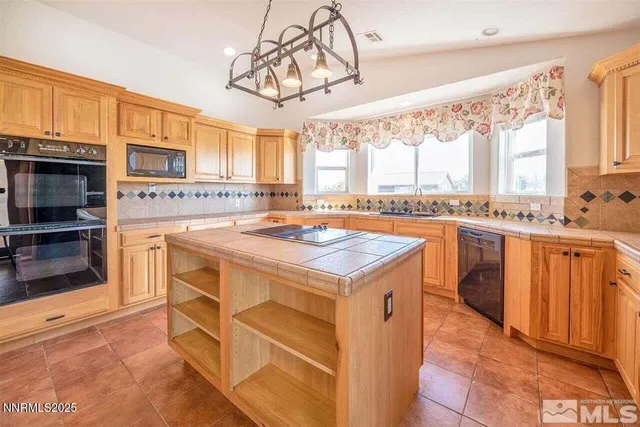 $4,300 | 3165 Green Avenue, Silver Springs, NV 89429