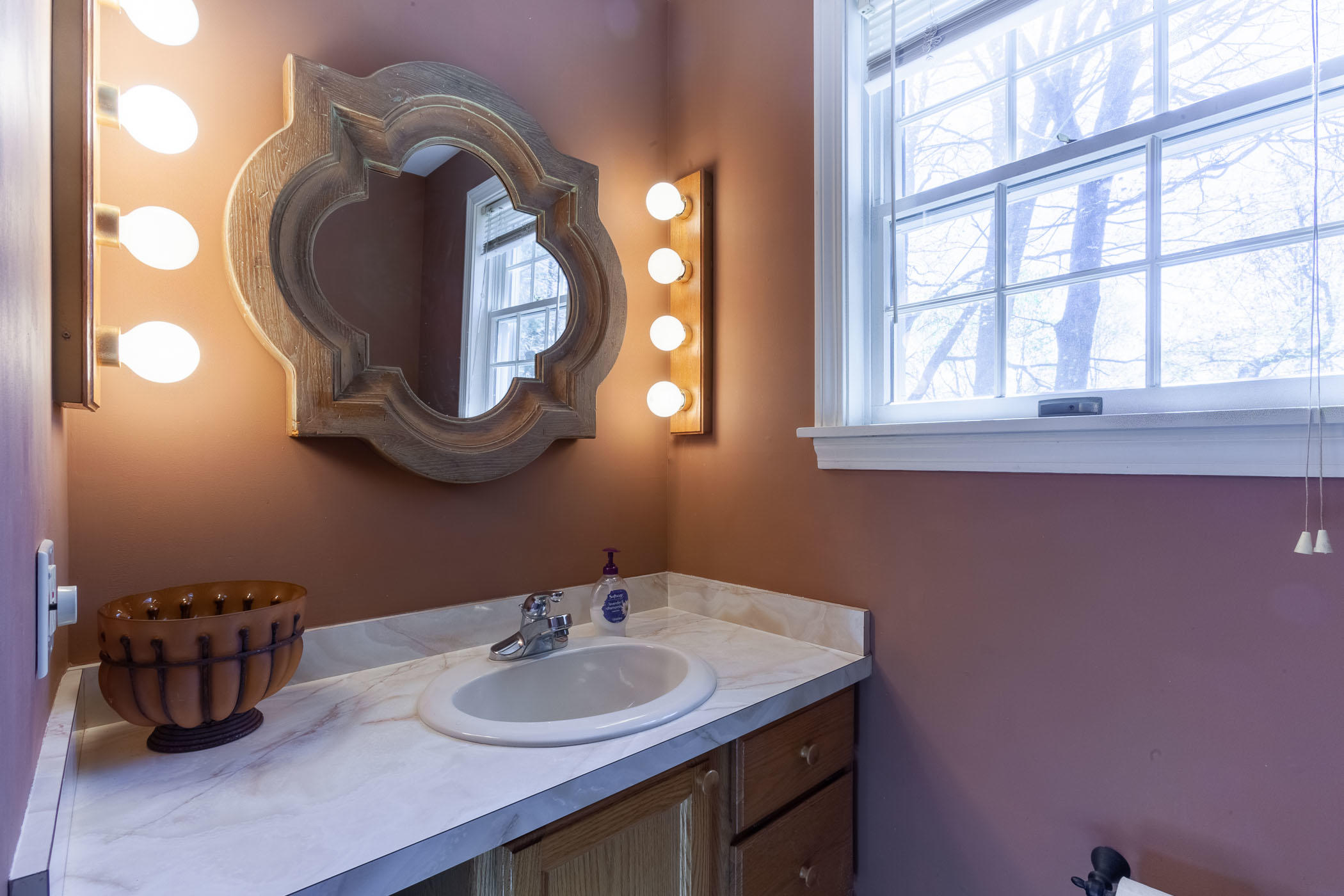 18 Valleybrook Road Ogunquit, ME 03907 - Photo 20 of 33 1st floor full bath