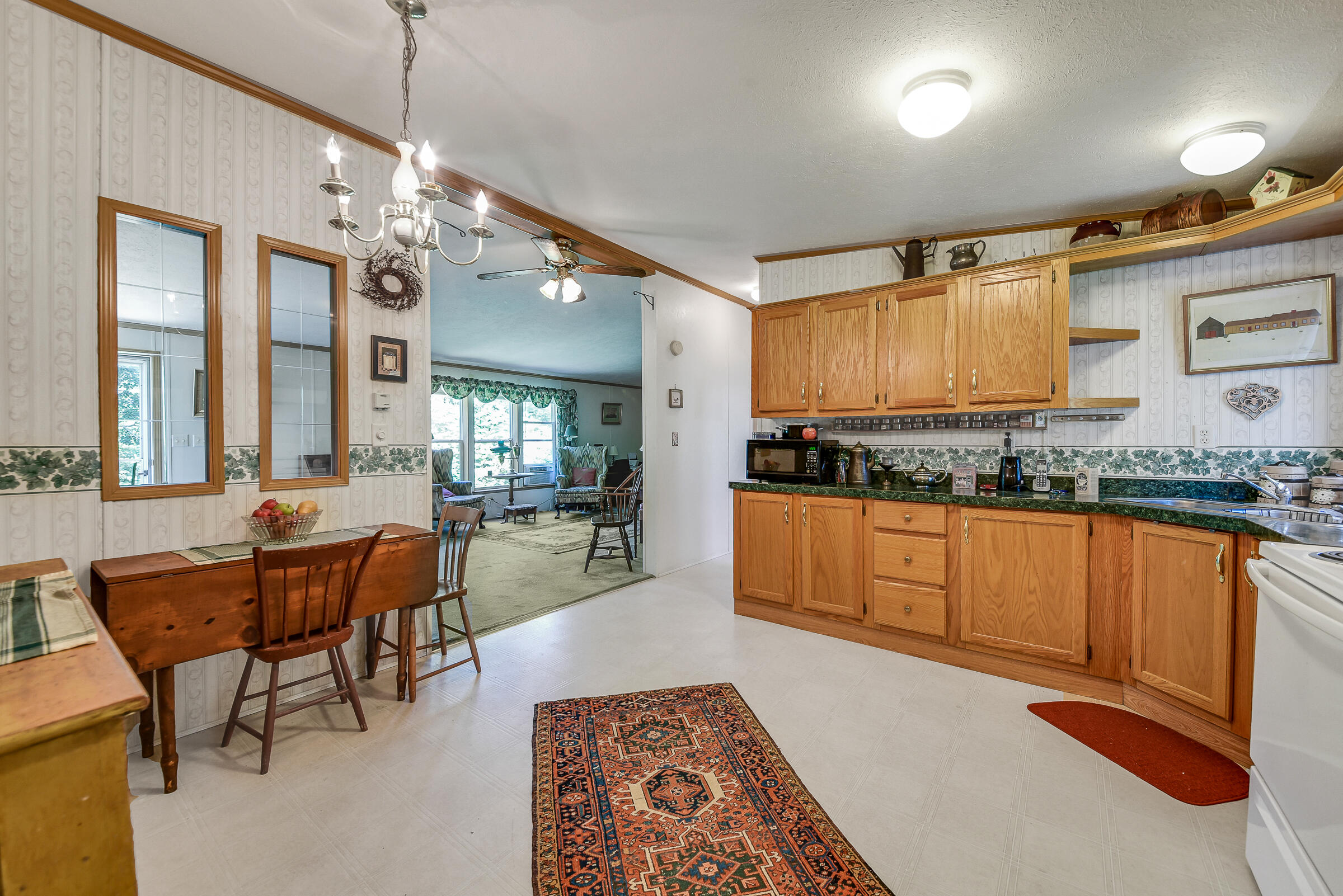 94 Whitefield Road Pittston, ME 04345 - Photo 5 of 41 108897gr-127
