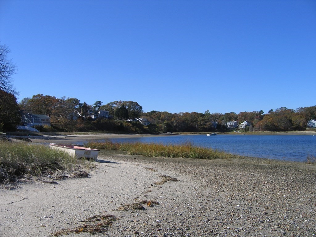 36 Jefferson Shores Road Wareham, MA 02532 - Photo 4 of 6 Gallery Image 4