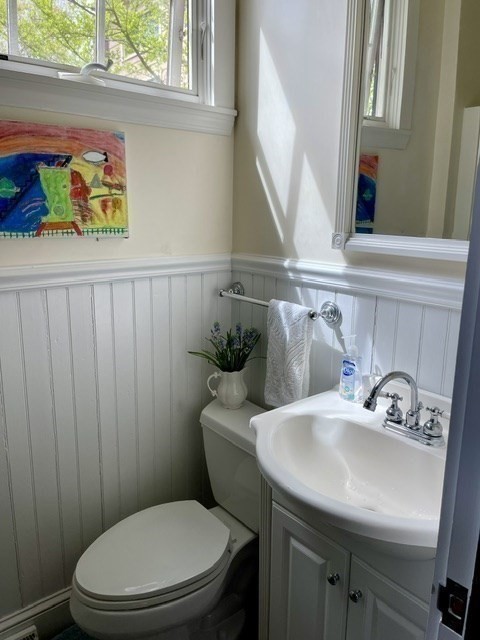 71 Abbottsford Road Brookline, MA 02446 - Photo 5 of 42