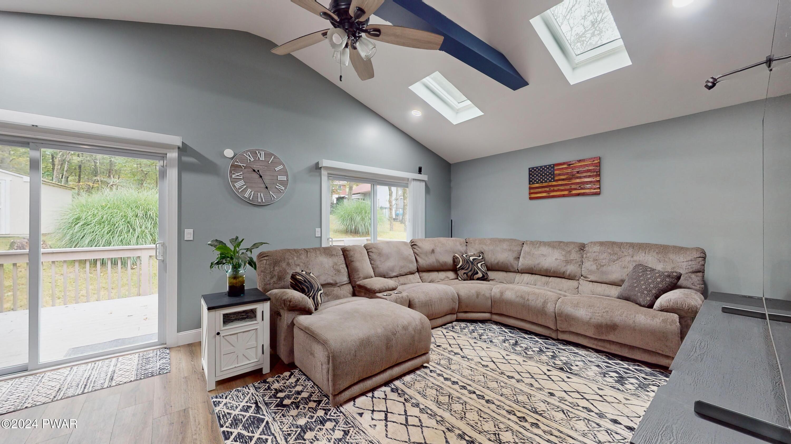 102 Mink Road Dingmans Ferry, PA 18328 - Photo 24 of 33 Living room