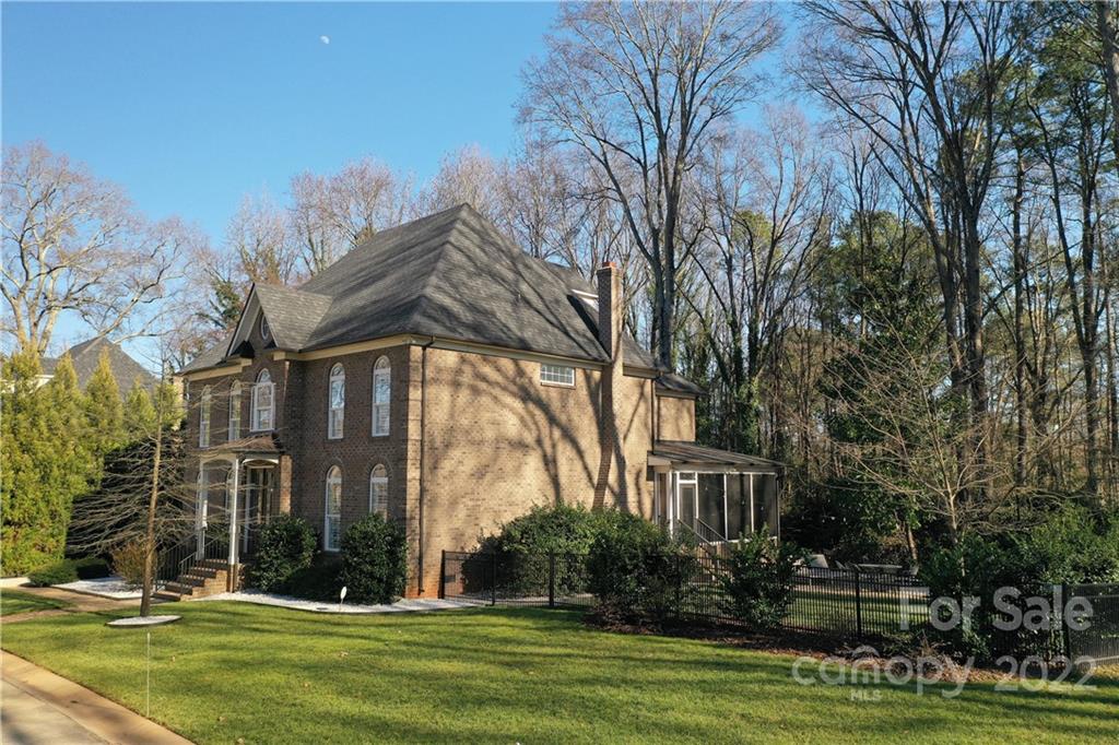 3110 Sharon View Road Charlotte, NC 28210 - Photo 8 of 47 Gallery Image 8
